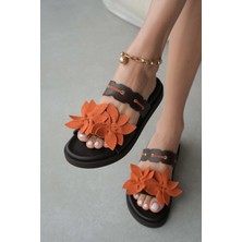 Selin Shoes Violea Çiçek Aksesuar Düz Taban Kadın Terlik- Kahve/turuncu