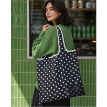 Tarzını Seç Katlanabilir Cepli Bez Market Çantası 44X48 cm – Siyah Beyaz Puantiye Desenli Alışveriş Çantası