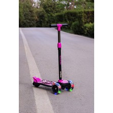 Çekirdek Zeka Chanky Kalın Işıklı Teker Çocuk Scooter