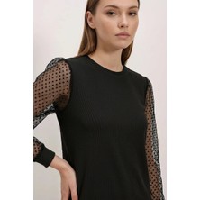 Kadın Yuvarlak Yaka Puantiye Desenli Kol Siyah Elbise