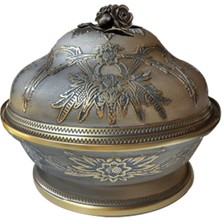 Paşabahçe Pinhan Sahan, Sahan
