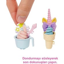 Grains Global Dondurma Dükkanı Oyun Seti Dondurma Dükkanı Oyun Seti, 30 cm Sarışın Bebek, Dondurma Yapabilme Özelliği ve Gerçeğe Uygun Oyun Aksesuarları HCN46