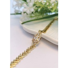 Halley Concept Gold Baget Zirkon Detaylı Ok Desen Çelik Bileklik