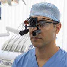 Barishan Barışhan Medikal 8x Diş Hekimliği Cerrahi Loupe – 5W Gölgesiz LED Işık Optik Lensler, Ayarlanabilir Parlaklığa Sahip Büyüteç Gözlük
