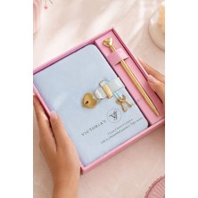 Victoria's Journals Hush Hush Peluş Kilitli Günlük ve Sır Defteri Hediye Seti - Kalemli