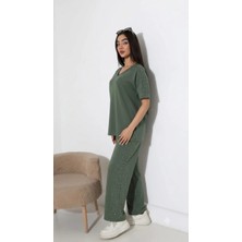 Elaxi Kadın Serpme Taş Detaylı V Yaka Oversize Tişort Pantolon Takım