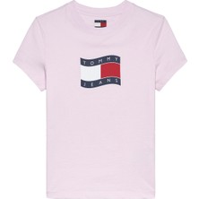 Tommy Jeans Kadın Tişört DW0DW22781