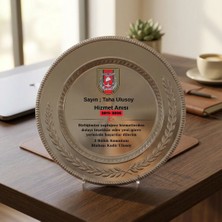Çılgıntrend Kişiye Özel Baskılı Askeri Hizmet Anısı Plaketi - Şeffaf Ayaklı Gümüş Metal Tabak Ödülü
