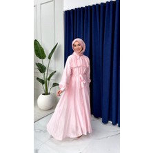 Esra Butik Tensel Kumaş Astarlı Fırfır Detaylı Kuşaklı Tesettür Elbise – Mavi | Siyah | Pembe | Yağ Yeşili | Beyaz | Acı Kahve | Açık Sarı