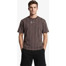 Karl Kani Small Signature Essential Pinstripe Erkek Kahverengi T-Shirt.brw