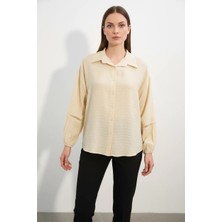 Moda Molası Kadın Oversize Desenli Krem Gömlek