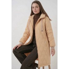 Moda Molası Kadın Kapüşonlu Kapitone Bej Mont