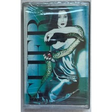 WEA Cher It's A Man's World Kaset (Sıfır Jelatinli)