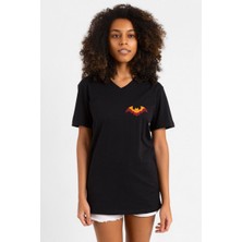 Sarı Kırmızı Batsman Siyah Kadın V Yaka Tshirt