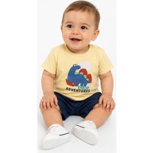 İrem Çocuk Giyim Erkek Bebek Dino Yazılı Dinazor Desenli Omuzu Çıtçıt Kapamalı Sarı Renk Tişört