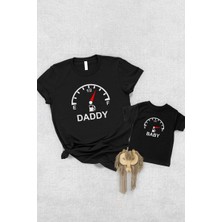 Tshirthane Yakıt Göstergesi Baba Oğul Kız (TEK ÜRÜN FİYATIDIR KOMBİN YAPMAK İÇİN EN AZ 2 ADET SEPETE EKLEYİNİZ)