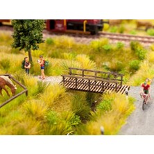 Noch 7133 Çim Kümeleri, Açık ve Koyu Yeşil, 6 Mm. 104 Adet Diorama Malzemesi