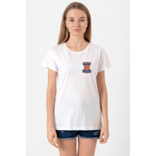 Dubious Handles Logo Beyaz Kadın Bisikletyaka Tshirt