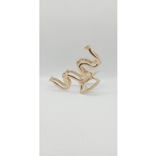 Gold Renk Kıvrımlı Metal Mandal Toka