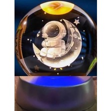 Drop Tedarik Dekoratif Ay Üstünde Astronot Tasarımlı Plastik Altlıklı Cam Küre