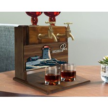 Bk Gift Kişiye Özel Kabartma Manzara Tasarımlı Isimli Çift Musluklu Doğal Ahşap Içki Standı-21, Içki Standı, Doğum Günü Hediyesi, Ev Hediyesi