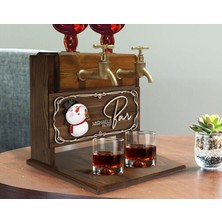 Bk Gift Kişiye Özel Kabartma Yeni Yıl Tasarımlı Isimli Çift Musluklu Doğal Ahşap Içki Standı-6, Içki Standı, Doğum Günü Hediyesi, Ev Hediyesi