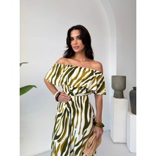Ded Collection Kadın Omzu Açık Madonna Yaka Volanlı Midi Boy Desenli Yazlık Elbise