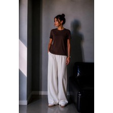Vadon 1009 Kadın Pamuklu Regular Fit Bisiklet Yaka Yumuşak Dokulu Kısa Kollu Basic T-Shirt Kahverengi