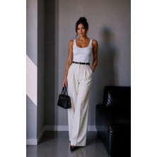 Vadon 1008 Kadın Pamuklu U Yaka Askılı Yumuşak Dokulu Basic Kolsuz Atlet Body Beyaz