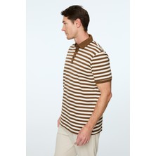 Morven  Erkek Açık Kahve Trend Balık Sırtı Çizgili Polo Yaka Dinamik Fit Tshirt