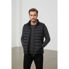 Piyera Erkek Şişme Yelek Hafif Dolgulu Günlük Spor Kullanım Dik Yaka Fermuarlı Modern Tasarım Siyah (Koyu Yeşil Amblem) RENK-W10005