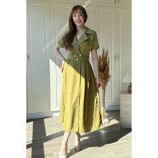 Dilay Gökoğlu Butik Gold Kemerli Gömlek Yaka Midi Yeşil Elbise
