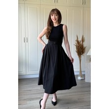 Dilay Gökoğlu Butik Kemerli Poplin Siyah Etek Elbise