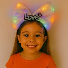 Herşey Trend LED Işıklı Love Yazılı Pembe Fiyonk Taç – Kız Çocuk Parti Tacı