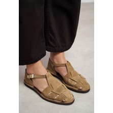 Nişantaşı Shoes Hugel Rome Bej Süet Deri Toka Detay Düz Taban Kadın Sandalet