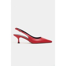 Nişantaşı Shoes Megy Kırmızı Mat Arka Açık Toka Detay Sivri Burun Kadın Topuklu Ayakkabı