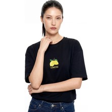 Hakke Baskılı Simit Yaka T-Shirt