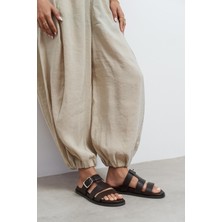 Nişantaşı Shoes Spirit Kahve Mat Kemer Toka Detaylı Düz Taban Kadın Terlik