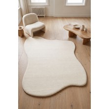 Saraz Halı Puffy Amorf Peluş Halı Kaymaz Taban Yumuşak Organik Şekilli Dekoratif Halı Krem