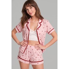 Bella Notte Pembe Kiraz Desenli Ekose Biyeli Gömlek Yaka Şortlu Pijama Takımı