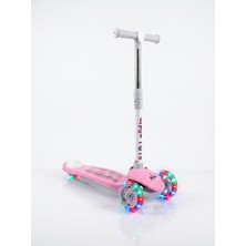 PRO Toys Harekete Duyarlı Işıklı/ledli Üç Teker Ayarlanabilir ve Katlanabilir Fren Sistemli Çocuk Scooter