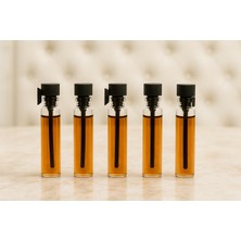 Aromenza Deneme Seti – 5 x 1ml Oud Esansı | Doğal ve Zarif Kokularla Tanışın