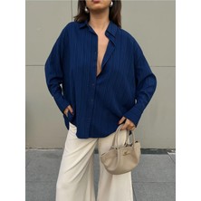Minaaise Lacivert Oversize Geniş Manşetli Kadın Gömlek 27384