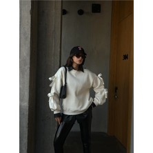 Minaaise Kadın Ekru 3 Iplik Şardonlu Geniş Kesim Kurdele Detaylı Sweatshirt 28318