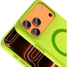Kupa iPhone 17 Pro Kılıf Yumuşak Mat Yüzey Magsafe Darbe Emici Ince Silikon Kapak