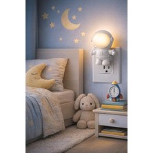 Astronot LED Gece Lambası Priz Tipi 2 Adet, Açma Kapama Tuşlu, Sıcak Beyaz 3000K Işık, Enerji Tasarruflu, Çocuk Odası, Genç Odası ve Koridor Için Gece Lambası, Dekoratif Gece Işığı 2'li