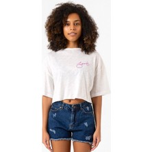Blackpink Jennie Signature Beyaz Kırçıllı Kadın Crop Tshirt