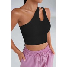 Kapsulavm Kadın Siyah Tek Omuz Cut Out Detaylı Crop Top Bluz