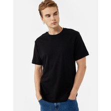 Koton Regular Fit Bisiklet Yaka Pamuklu Tok Kumaş Kısa Kollu Basic Tişört
