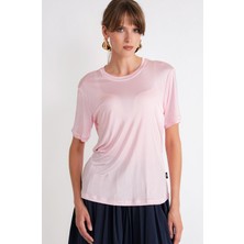 Societa Pembe Nakış Detaylı Bisiklet Yaka Kısa Kollu T-Shirt 19943